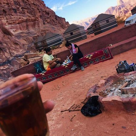 Wadirum Desert Tours Camp ワディ ・ラム エクステリア 写真