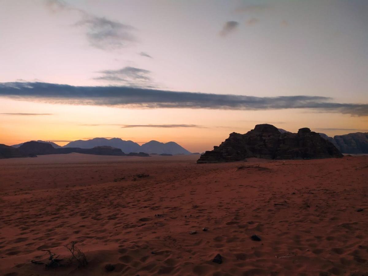 Wadirum Desert Tours Camp ワディ ・ラム エクステリア 写真